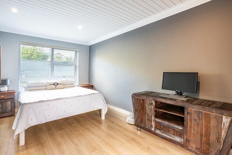 1 Bedroom Property for Sale in Dana Bay Western Cape